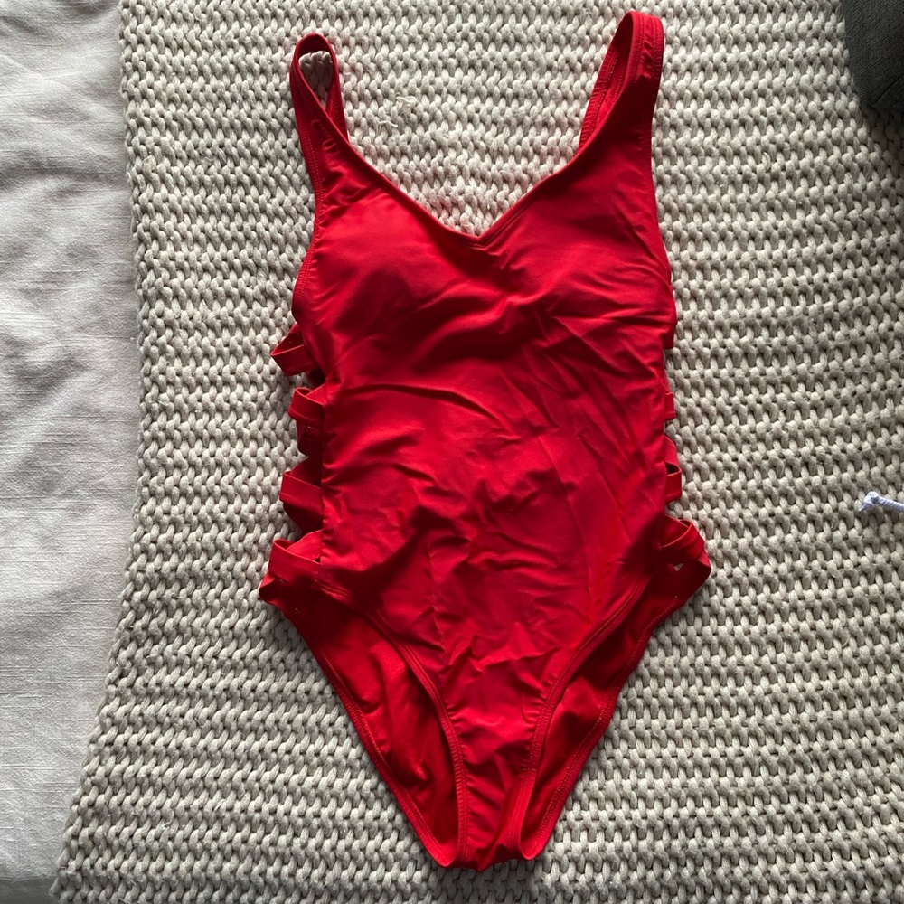 One Piece Swim